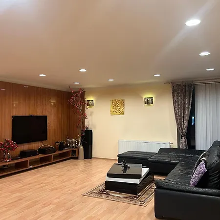 Sabina House Villa *