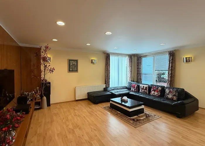 וילה Sabina House ווסטץ